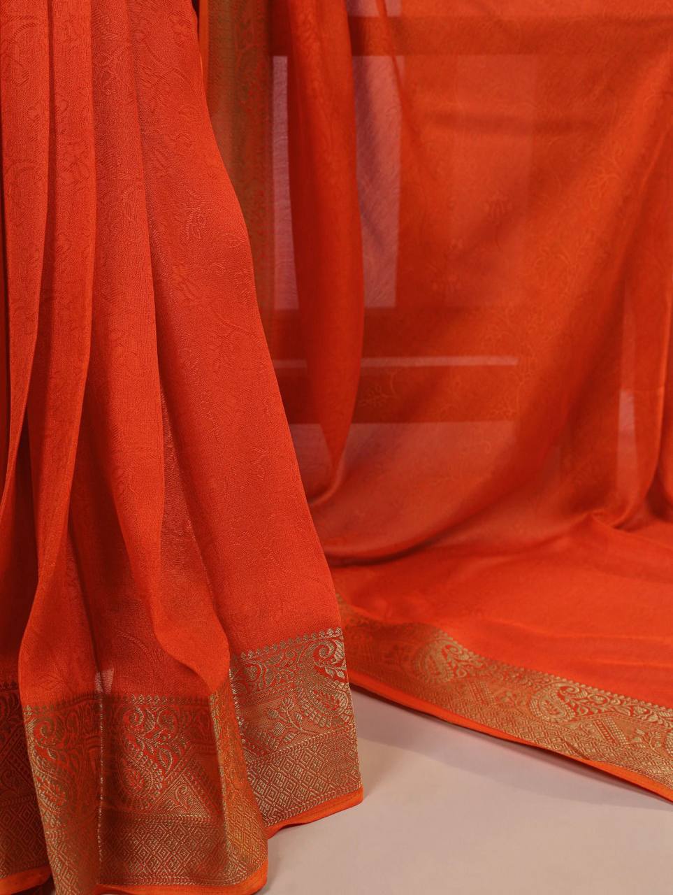Mass Mello Saree – Lightweight Zari Weaving Work with Matching Blouse