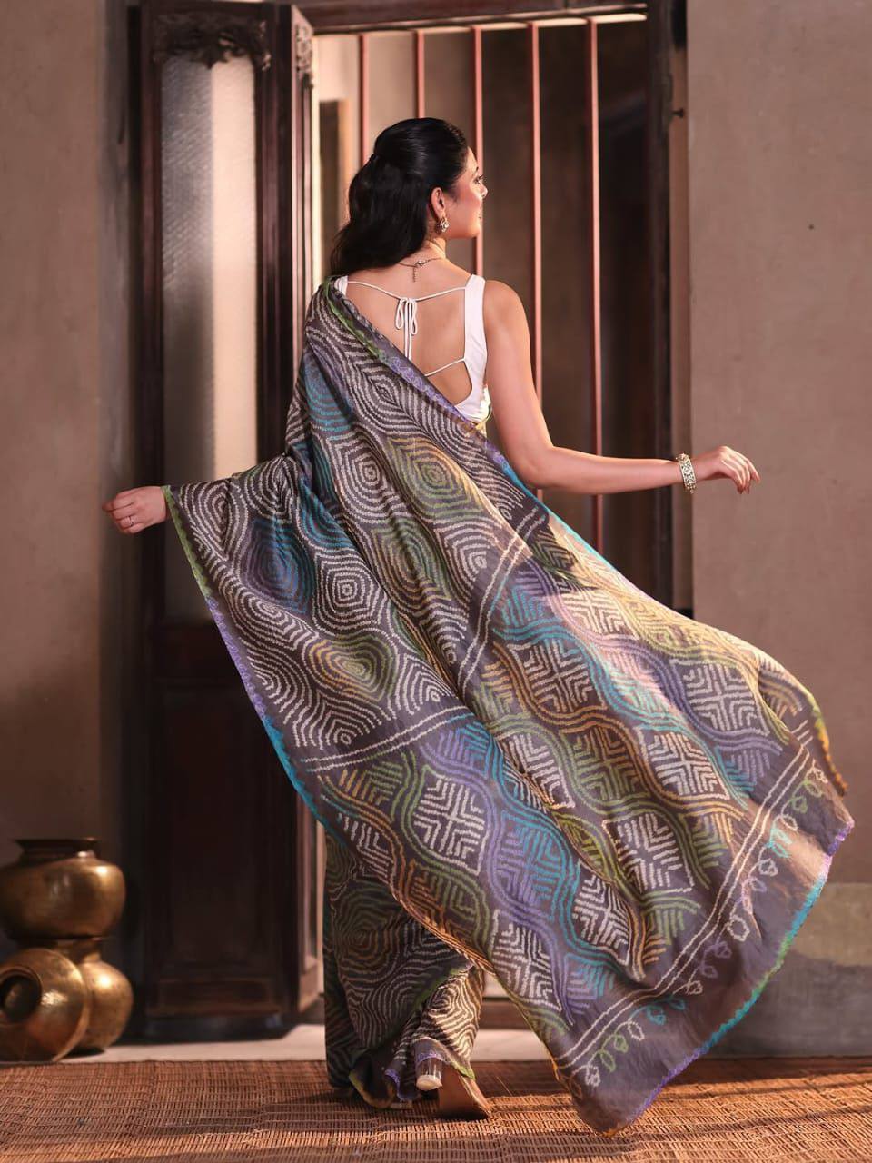 Chinnon Bandhani Print Saree – Digital Print with Contrast Blouse
