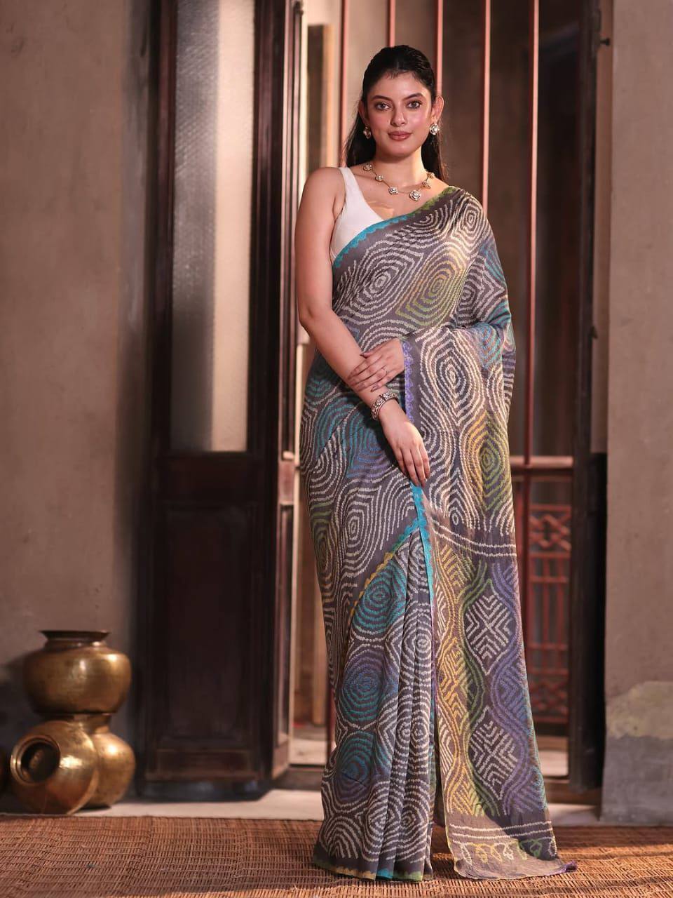Chinnon Bandhani Print Saree – Digital Print with Contrast Blouse