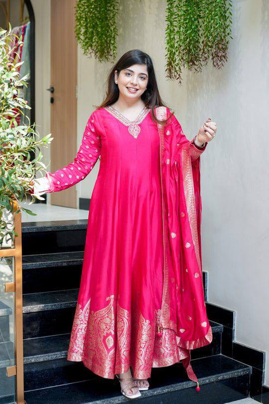 Premium Chanderi Anarkali Outfit – Banarasi Zari Weaving