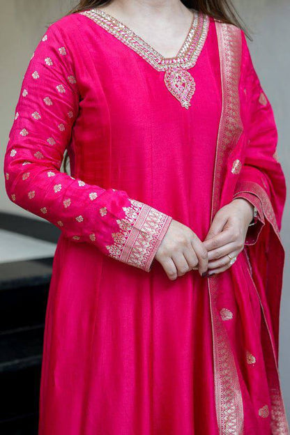 Premium Chanderi Anarkali Outfit – Banarasi Zari Weaving