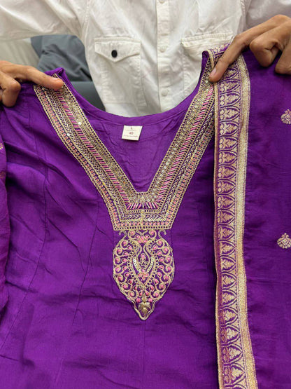 Premium Chanderi Anarkali Outfit – Banarasi Zari Weaving