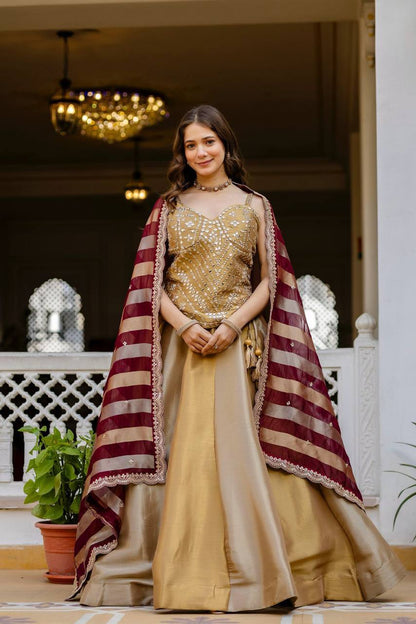 Banarasi Viscose Bridal Lehenga Set – Mirror Handwork Blouse &amp; Embroidered Silk Dupatta