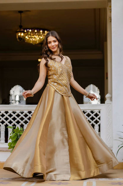Banarasi Viscose Bridal Lehenga Set – Mirror Handwork Blouse &amp; Embroidered Silk Dupatta