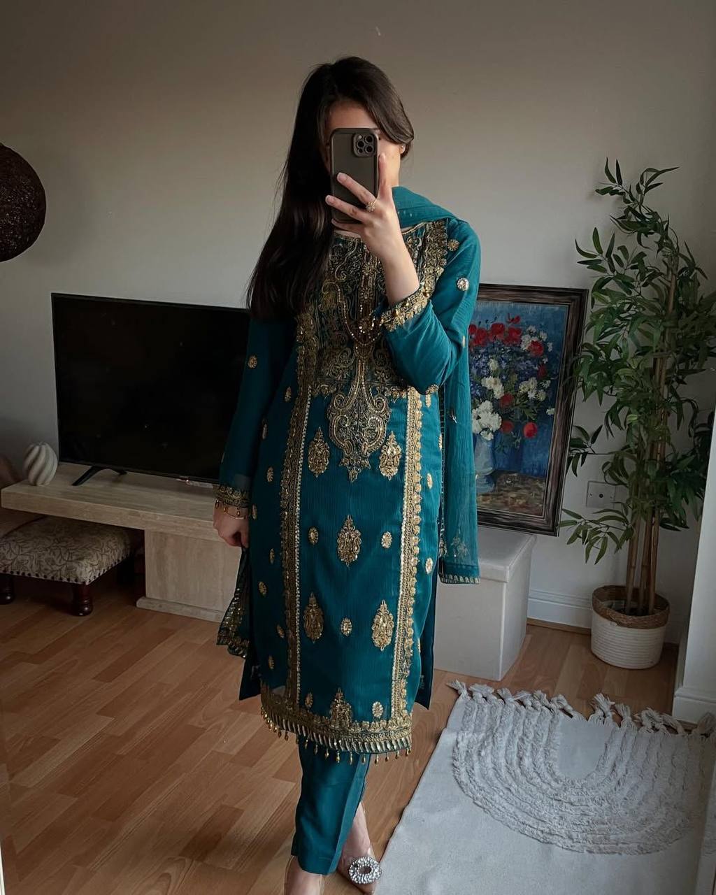 Premium Heavy Chinon Silk Top, Pant & Dupatta Set – Embroidery