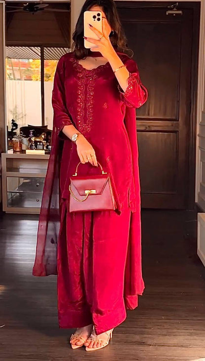 Premium Chinon Silk Kurti, Farsi Salwar & Dupatta Set