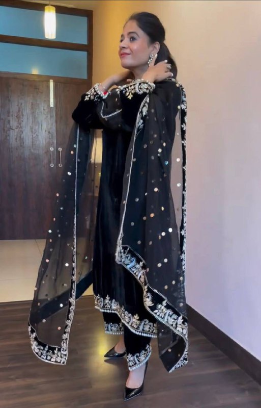 Premium 9000 Velvet Top, Plazzo & Dupatta Set