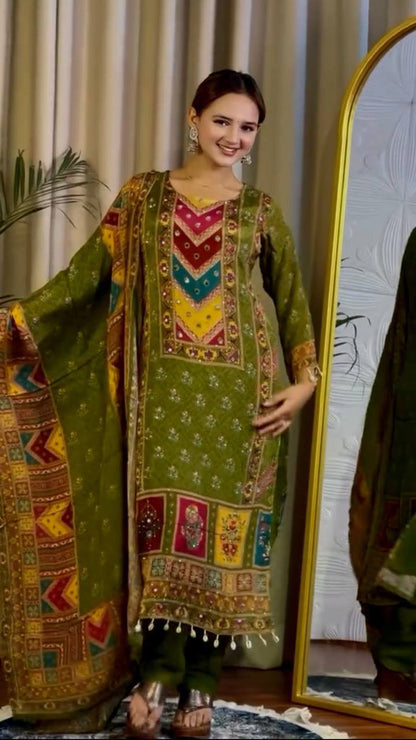 Premium Faux Georgette Digital Print Kurti, Pant & Dupatta Set