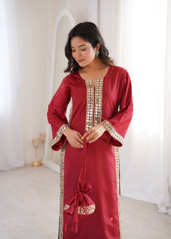 Premium Natural Crepe Kurti, Pant & Batwa – Real Mirror Lace Work