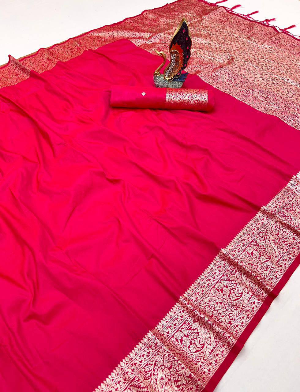 Premium Banarasi Silk Saree – Meenakari Zari Weaving with Tassels