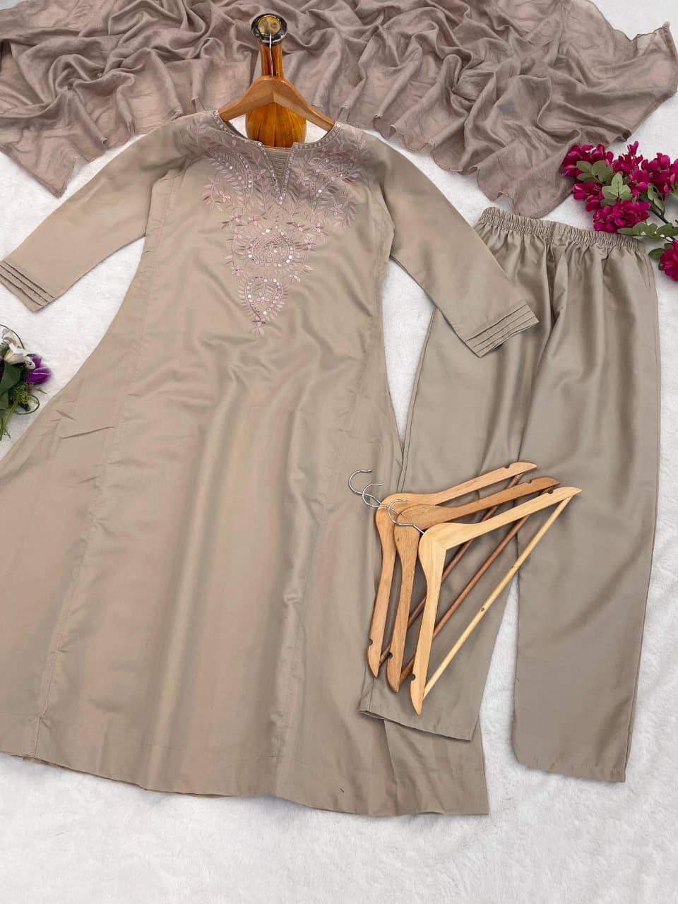 Premium Roman Silk Kurta Pant Set – Embroidery Work with Chanderi Silk Dupatta