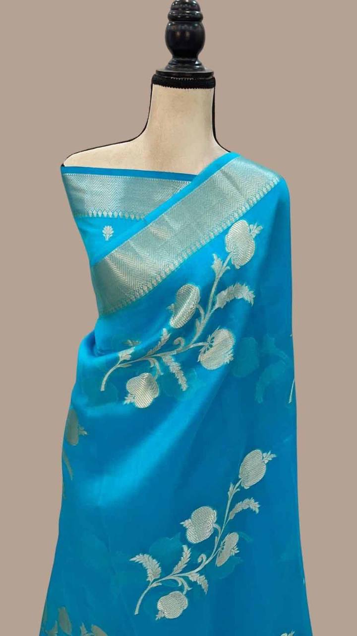 Premium Khadi Crepe Silk Saree – Antique Zari Woven Pallu