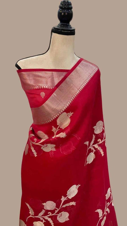 Premium Khadi Crepe Silk Saree – Antique Zari Woven Pallu