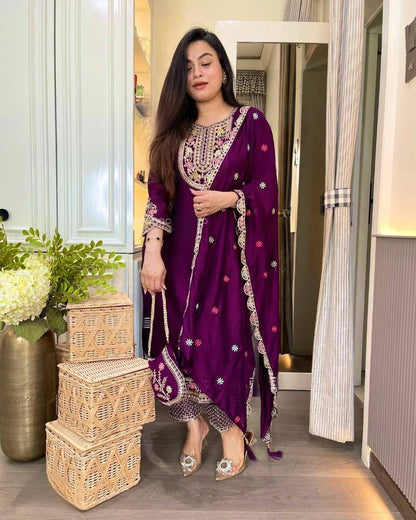 Premium Chinon Silk Long Pakistani Suit – Heavy Multi‑Needle Sequins Embroidery