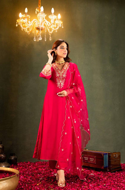 Premium Pure Viscose Chanderi Kurta Set – Sequins Embroidery