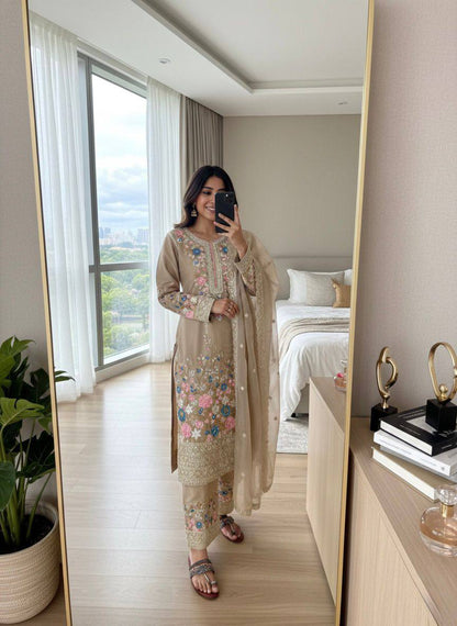 Premium Chinon Silk Kurti, Plazzo & Dupatta