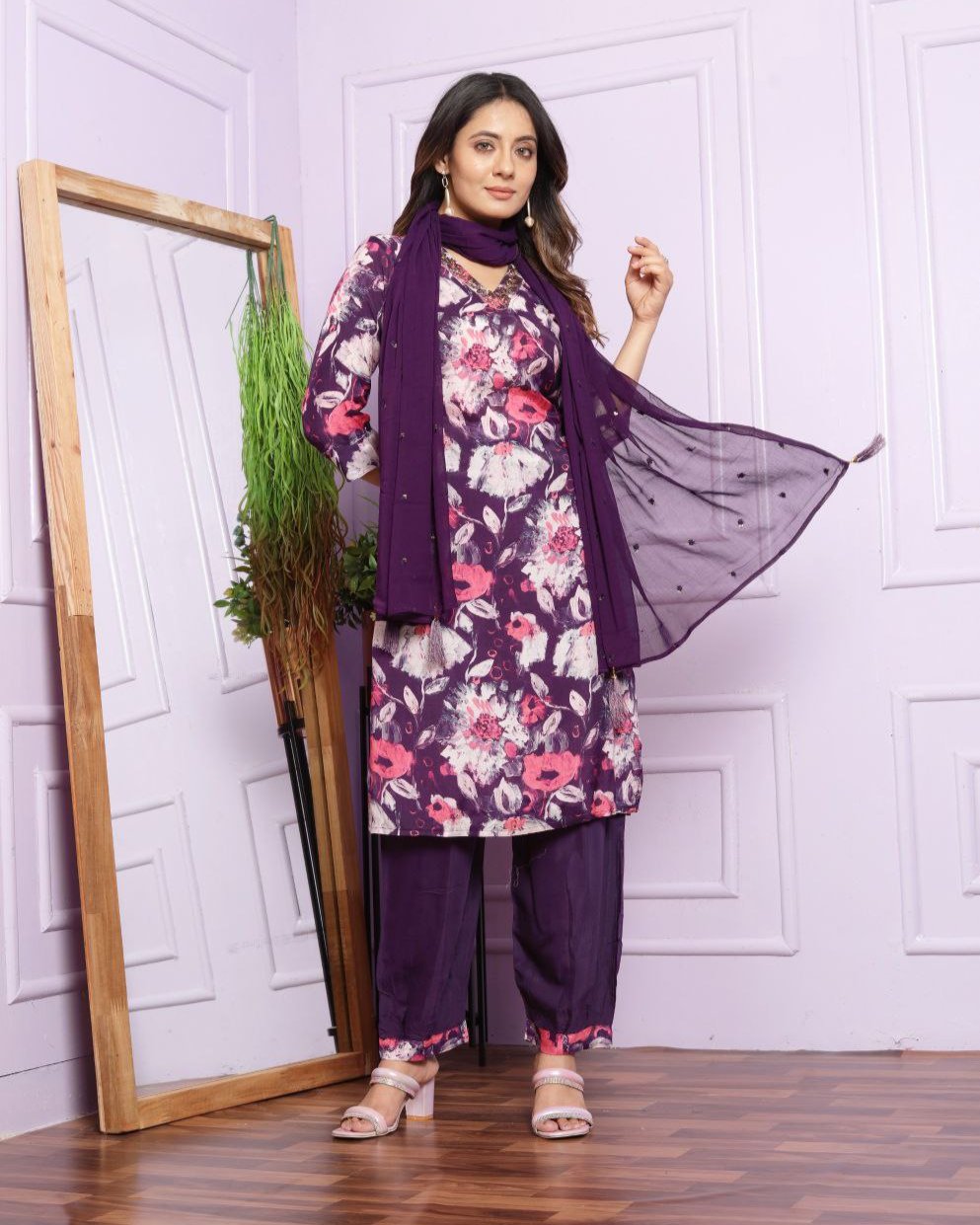 Graceful Kurta Set with Dupatta