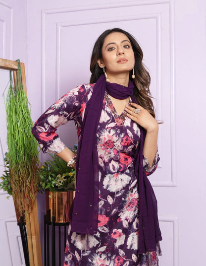 Graceful Kurta Set with Dupatta