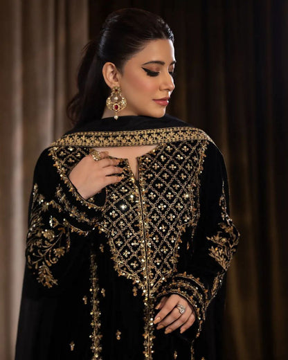 Elevate Your Wardrobe with Our Luxurious Heavy Viscose Black Velvet Top and Dupatta