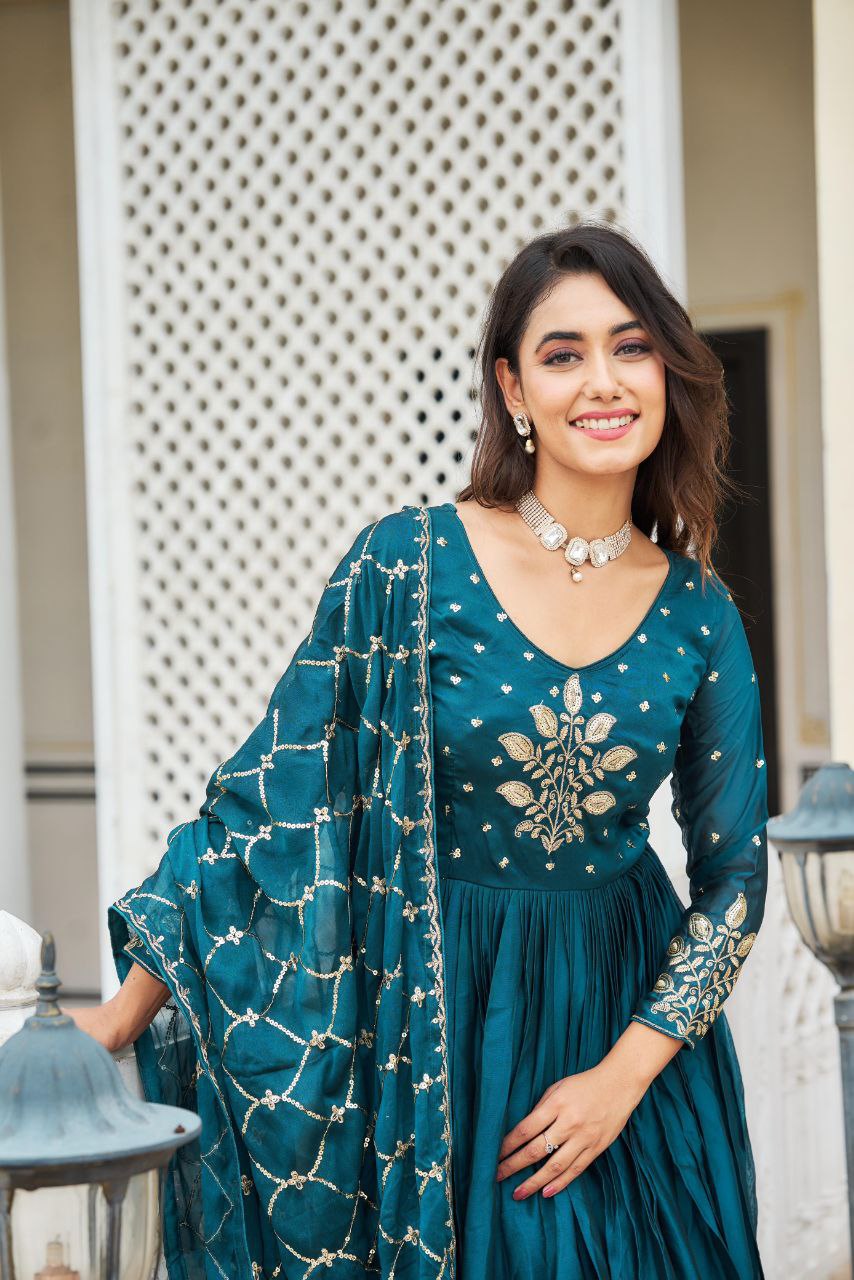 Radiant Festival Gown & Dupatta Set – Perfect for Grand Celebrations!