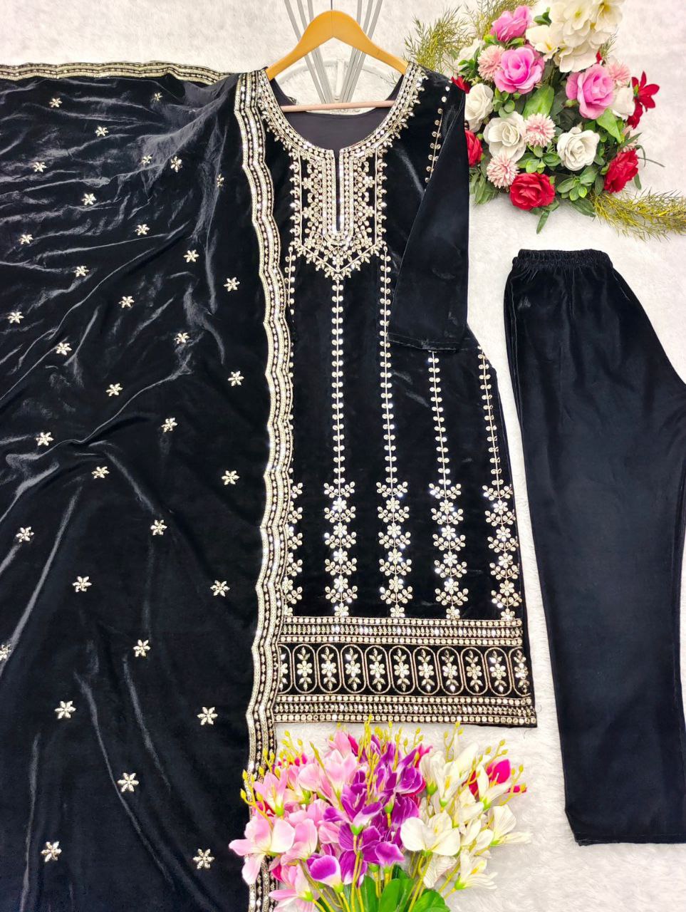 Luxurious Black Velvet Top-Pant-Dupatta Set – Elegance Redefined