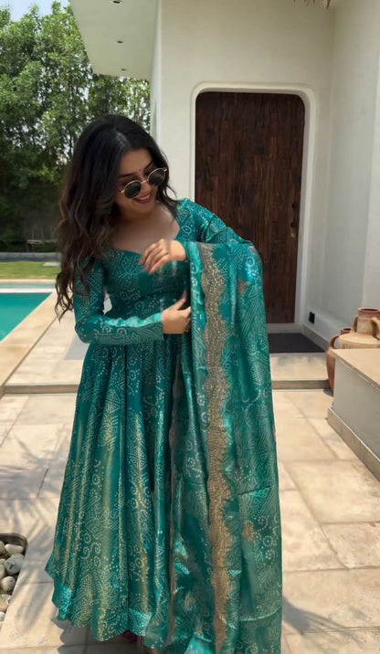 Exquisite Two-Tone Banarasi Silk Anarkali Gown Set with Dupatta & Bottom – Perfect for Festivals & Parties!