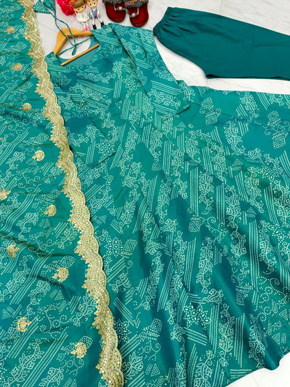 Exquisite Two-Tone Banarasi Silk Anarkali Gown Set with Dupatta & Bottom – Perfect for Festivals & Parties!