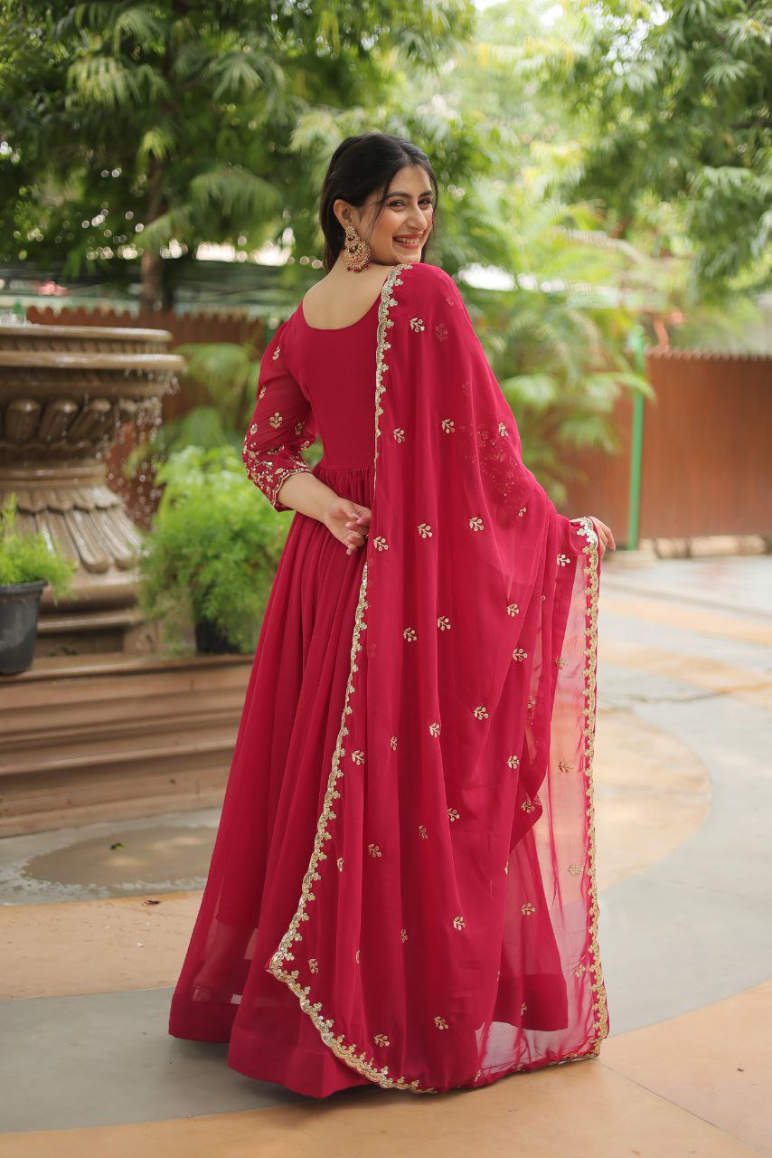 Gown with Dupatta Collection 2025 – A Glamorous PInk Shade Gown Ensemble for Every Occasion!