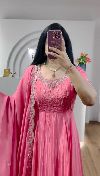 Gown with Dupatta Collection 2025 – A Glamorous PInk Shade Gown Ensemble for Every Occasion!
