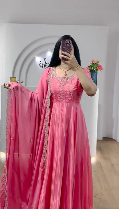 Gown with Dupatta Collection 2025 – A Glamorous PInk Shade Gown Ensemble for Every Occasion!