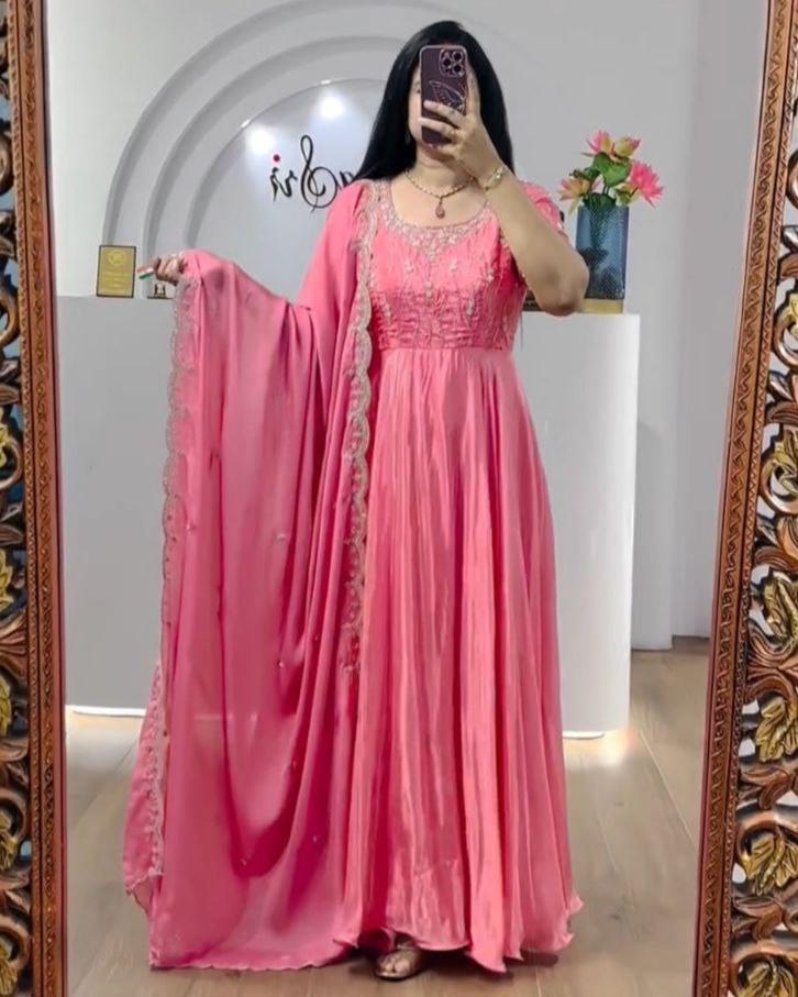 Gown with Dupatta Collection 2025 – A Glamorous PInk Shade Gown Ensemble for Every Occasion!