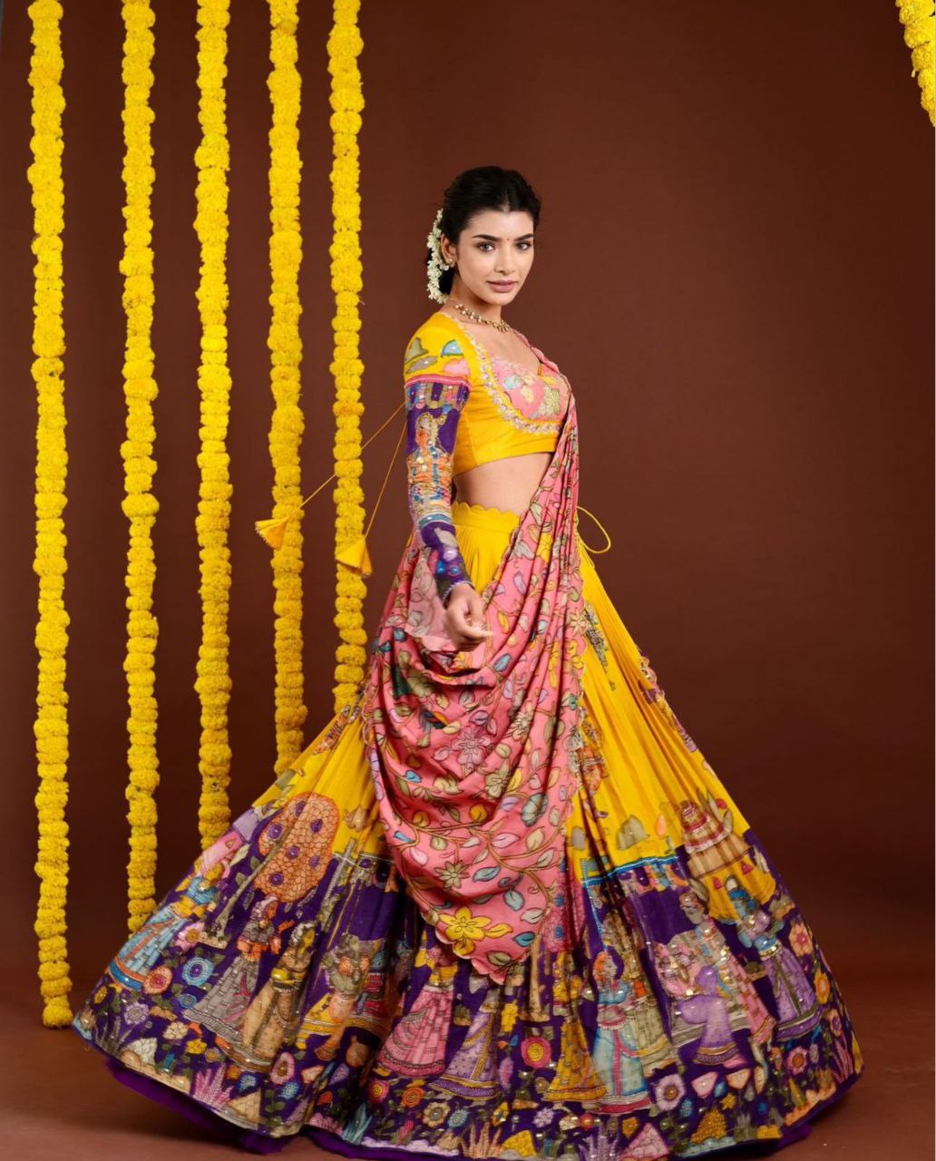 Kalamkari Elegance: Mesmerizing Lehenga Choli Set for a Graceful Look