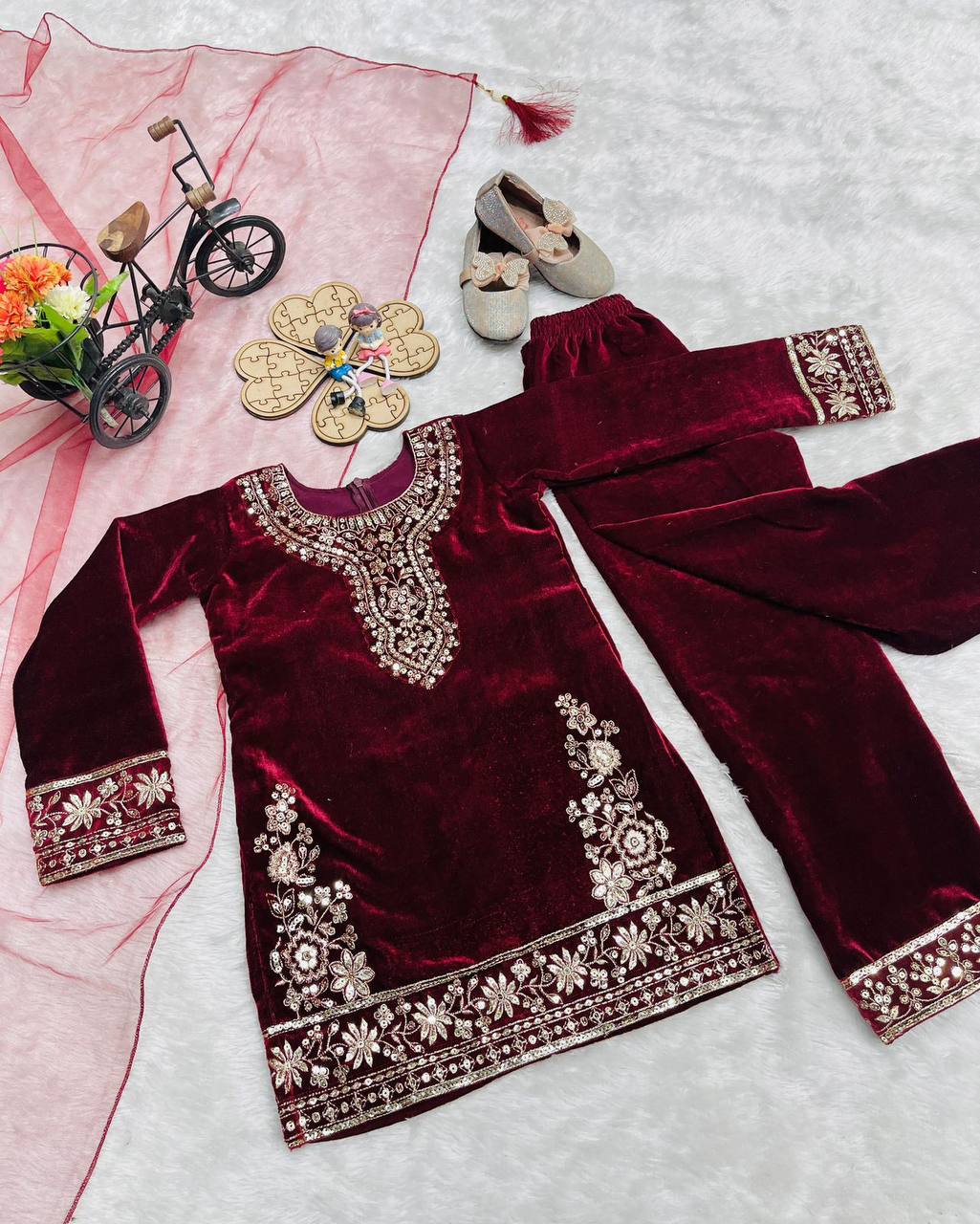 Premium Viscose Velvet Kurta‑Pant‑Dupatta Set – Heavy Embroidery Sequins Work