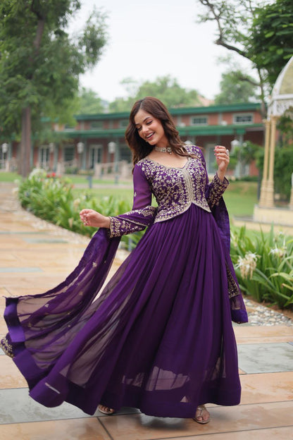 Glamorous 2025 Premium Readymade Gowns – Redefine Elegance!