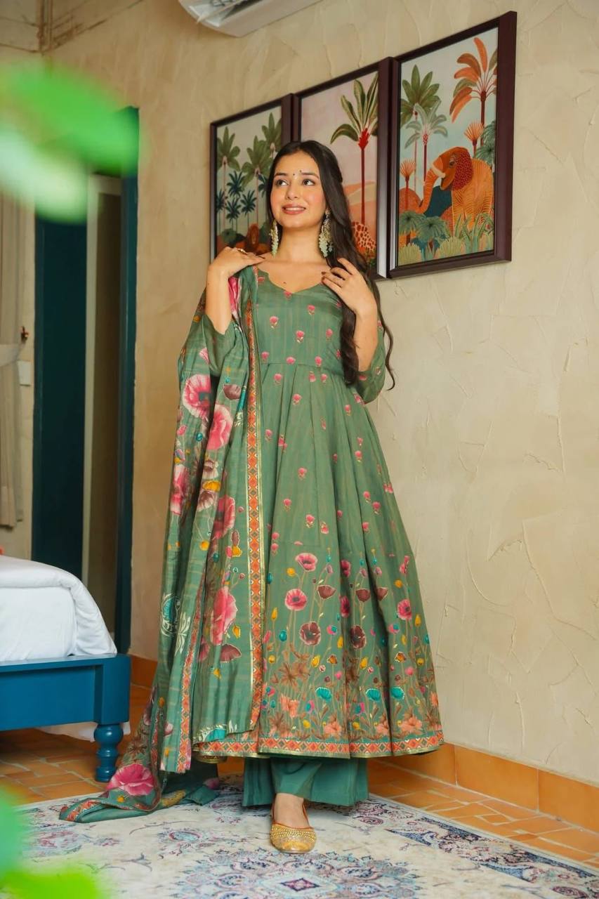Premium Viscose Rayon Kurta‑Pant‑Dupatta Set – Elegant Design
