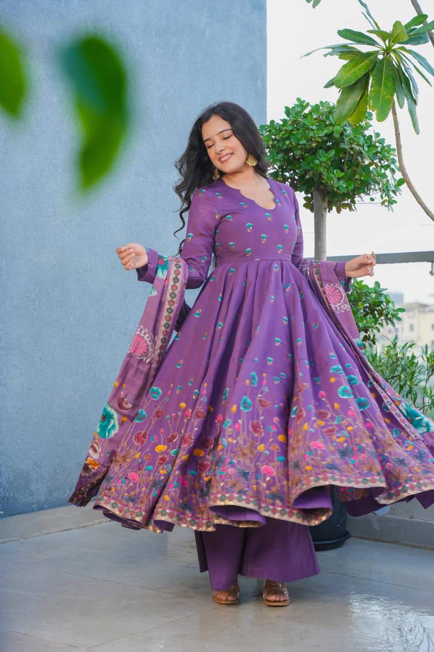 Premium Viscose Rayon Kurta‑Pant‑Dupatta Set – Elegant Design