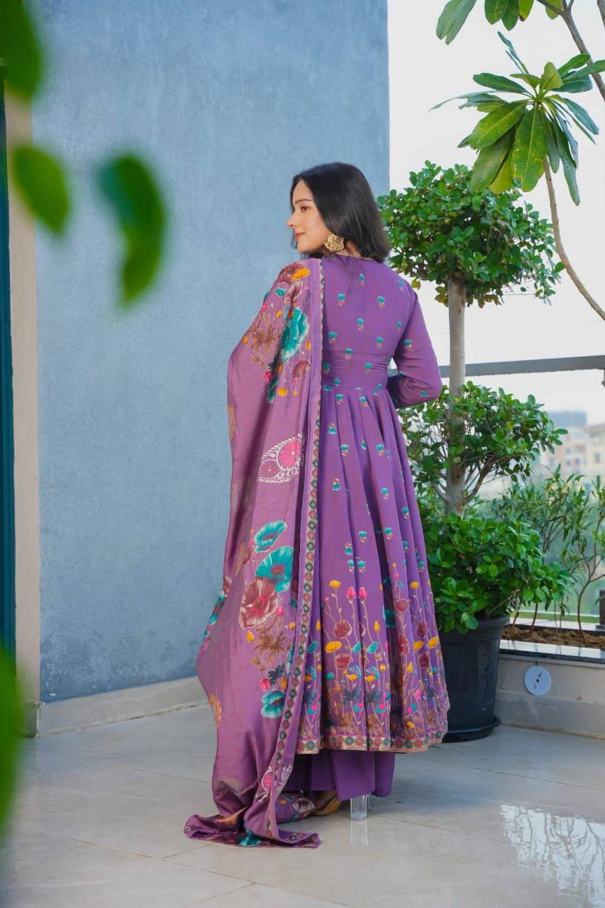 Premium Viscose Rayon Kurta‑Pant‑Dupatta Set – Elegant Design