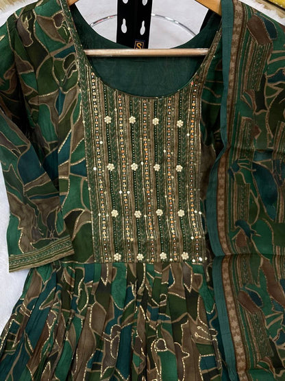 Premium Modal Print Kurti‑Pant‑Dupatta Set – Multi‑Thread Embroidery