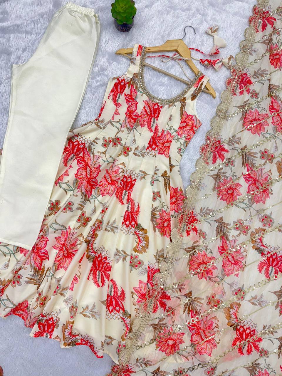 Premium Muslin Floral Print Anarkali Suit – Kali Cut with Organza Dupatta