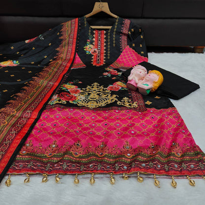 Premium Pakistani Chinon Silk Kurti Set with Floral Print & Mirror Embroidery – Eid Special 3‑Piece Outfit