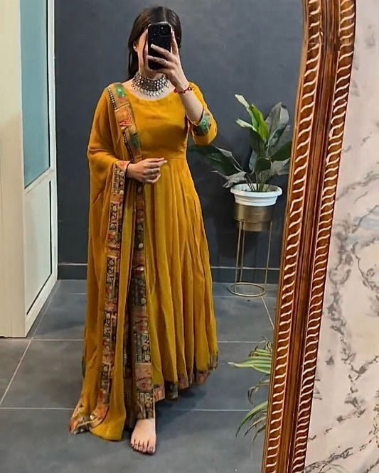 Elegant Georgette Gown with Dupatta – Full Flair Party Wear