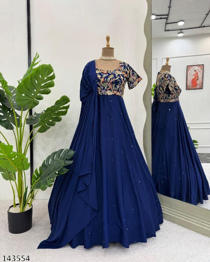 Elegant Heavy Crepe Embroidered Kurti Pant Set with Dupatta