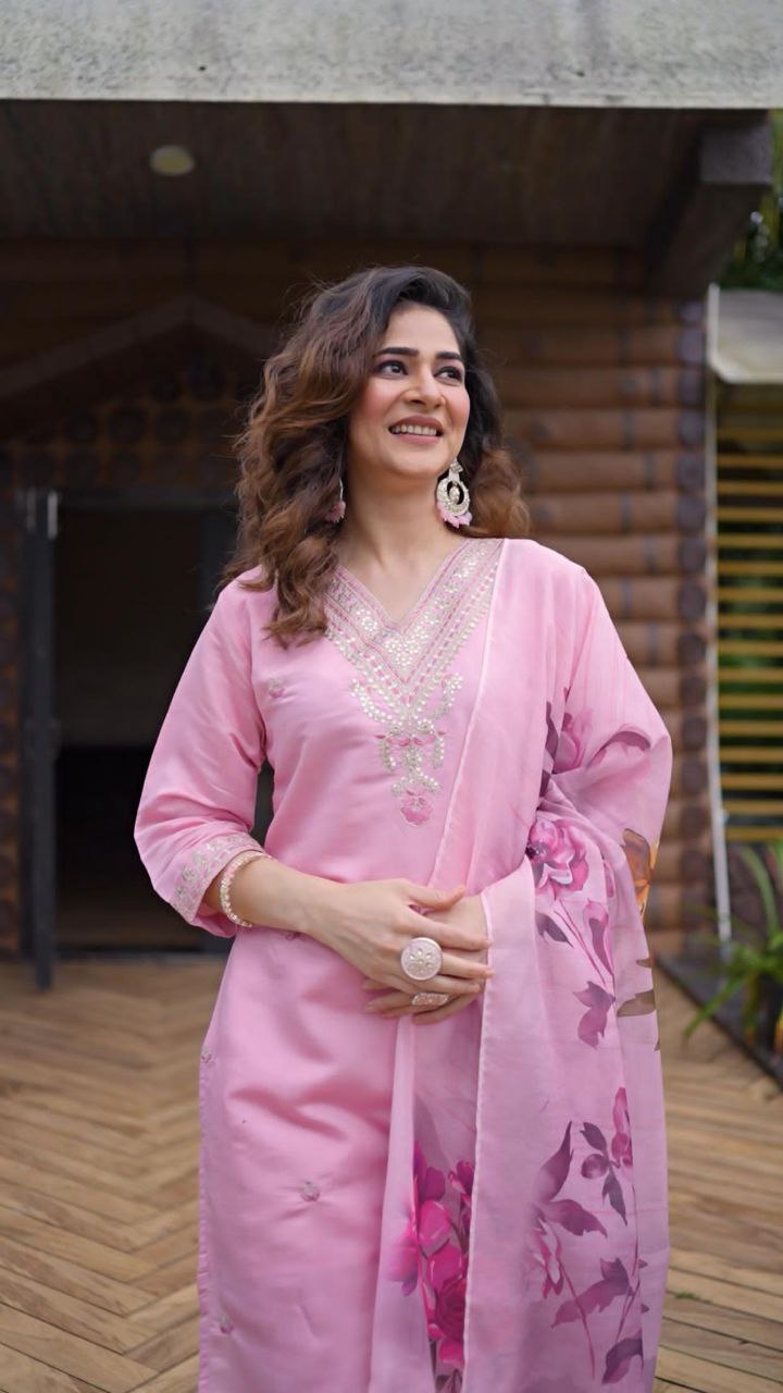 Elegant Roman Silk Kurti Pant Dupatta Set for Women | Embroidered Party Wear Suit with Digital Print Dupatta
