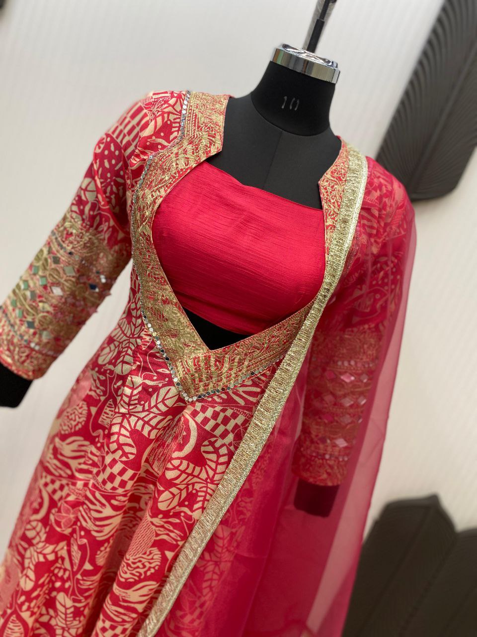 New Trendy 4-Piece Indo Western Set – Embroidered Chinon Top, Blouse, Pant & Organza Dupatta