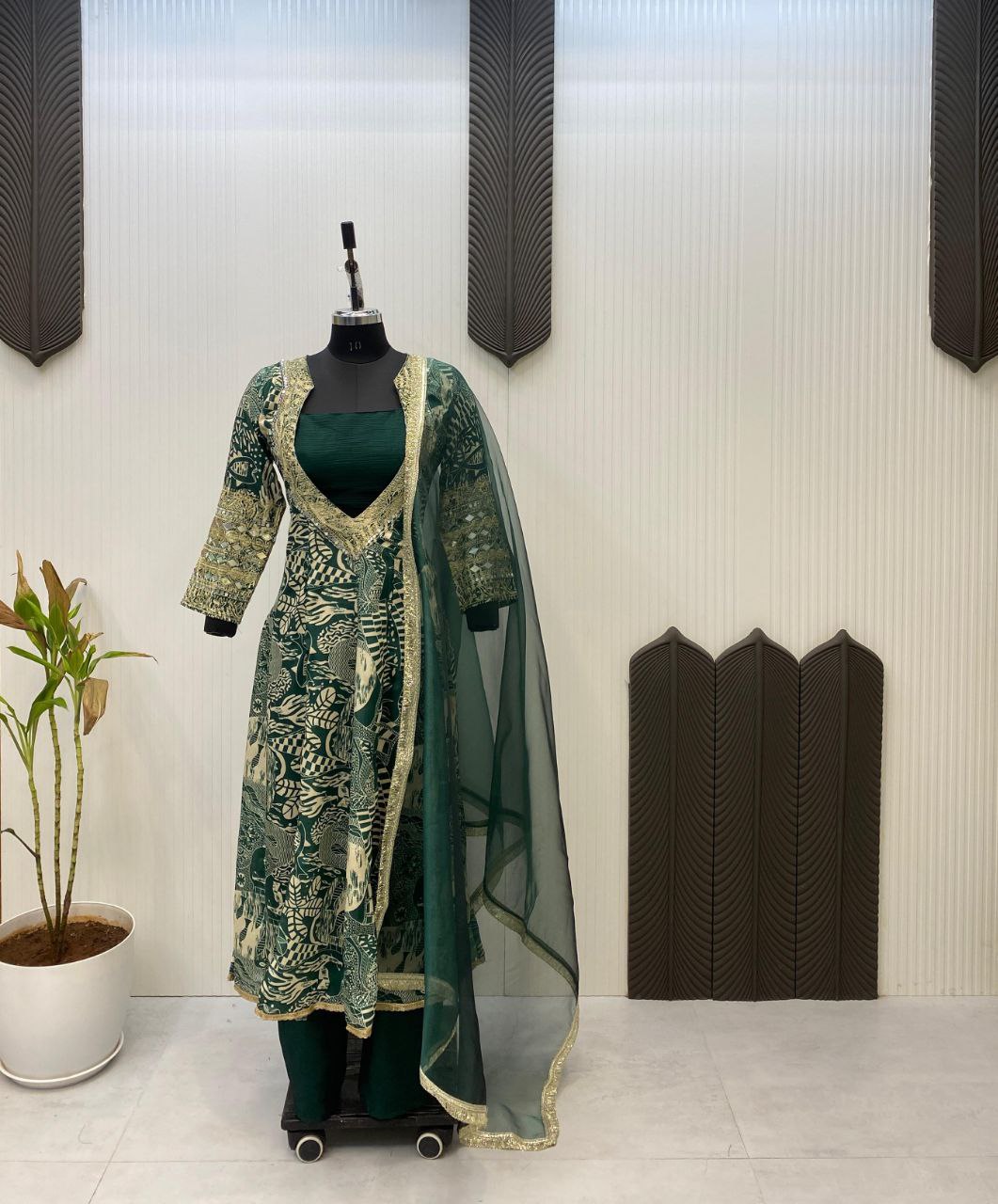 New Trendy 4-Piece Indo Western Set – Embroidered Chinon Top, Blouse, Pant & Organza Dupatta