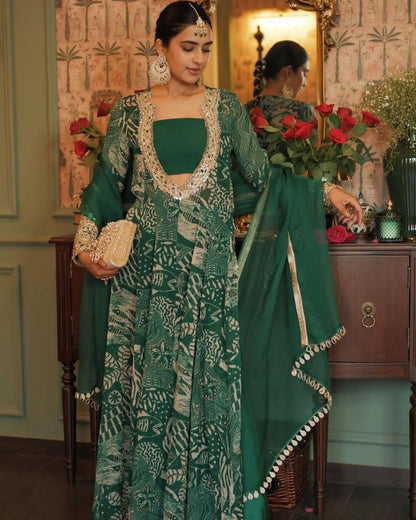 New Trendy 4-Piece Indo Western Set – Embroidered Chinon Top, Blouse, Pant & Organza Dupatta