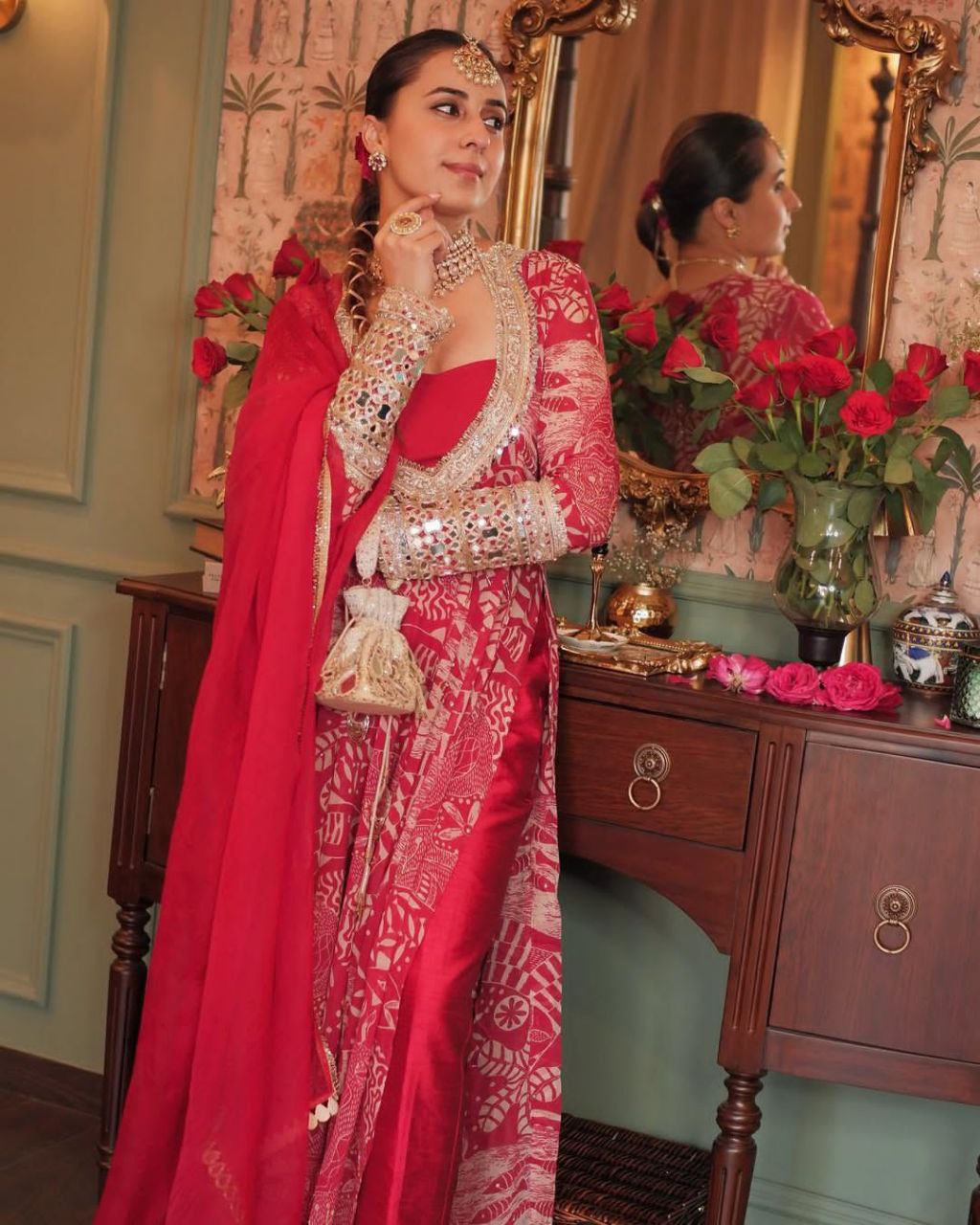 New Trendy 4-Piece Indo Western Set – Embroidered Chinon Top, Blouse, Pant & Organza Dupatta