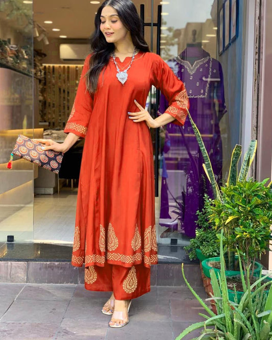 Stylish Foil Printed Rayon Kurta Set | Trendy & Comfortable