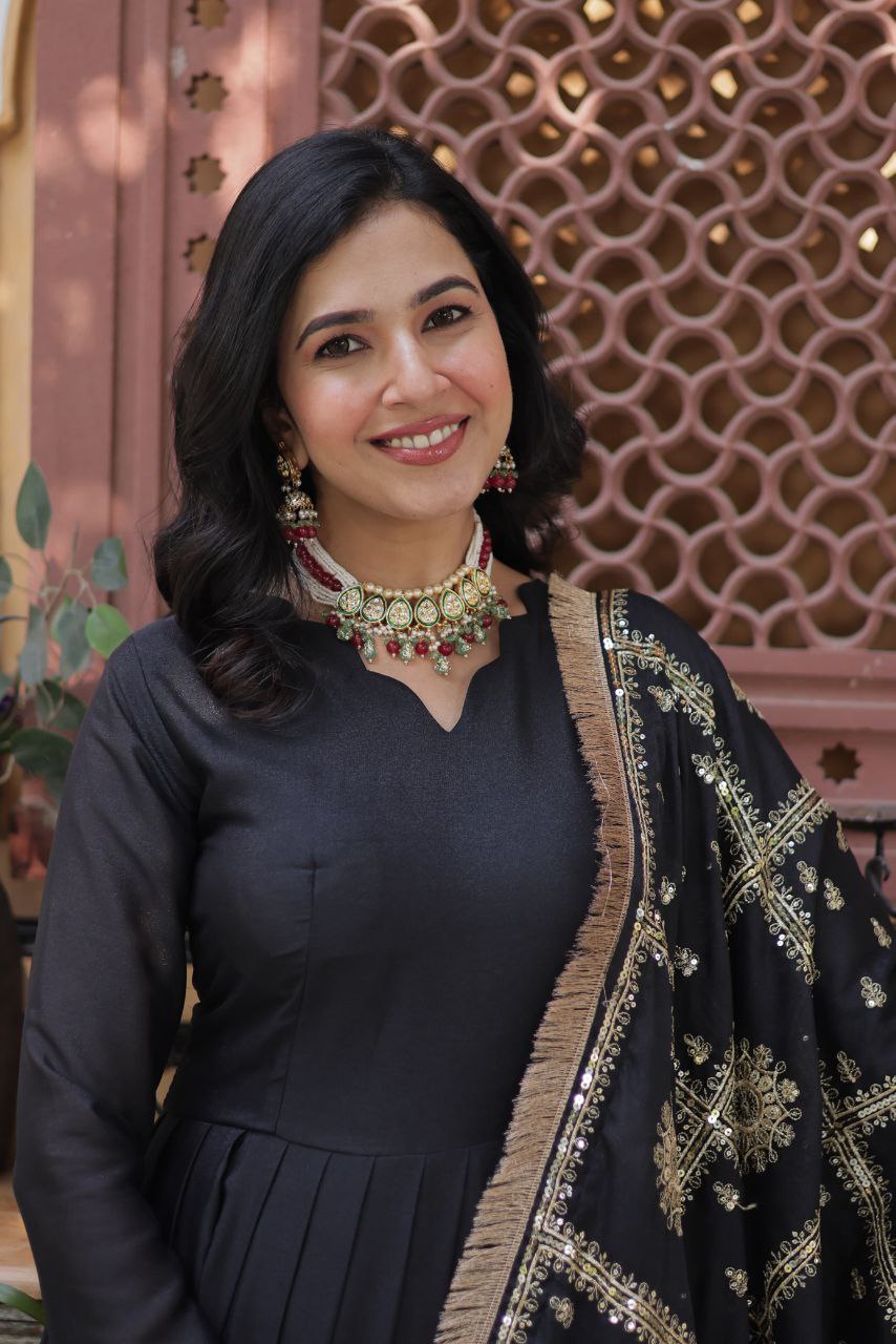 Embroidered Star Georgette Gown with Dupatta – Zari Sequins Work