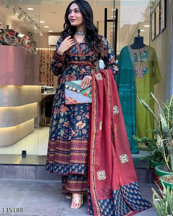 Premium Cotton Floral Kurti Pant & Dupatta Set – Elegant Everyday Wear